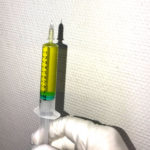 Manual syringe